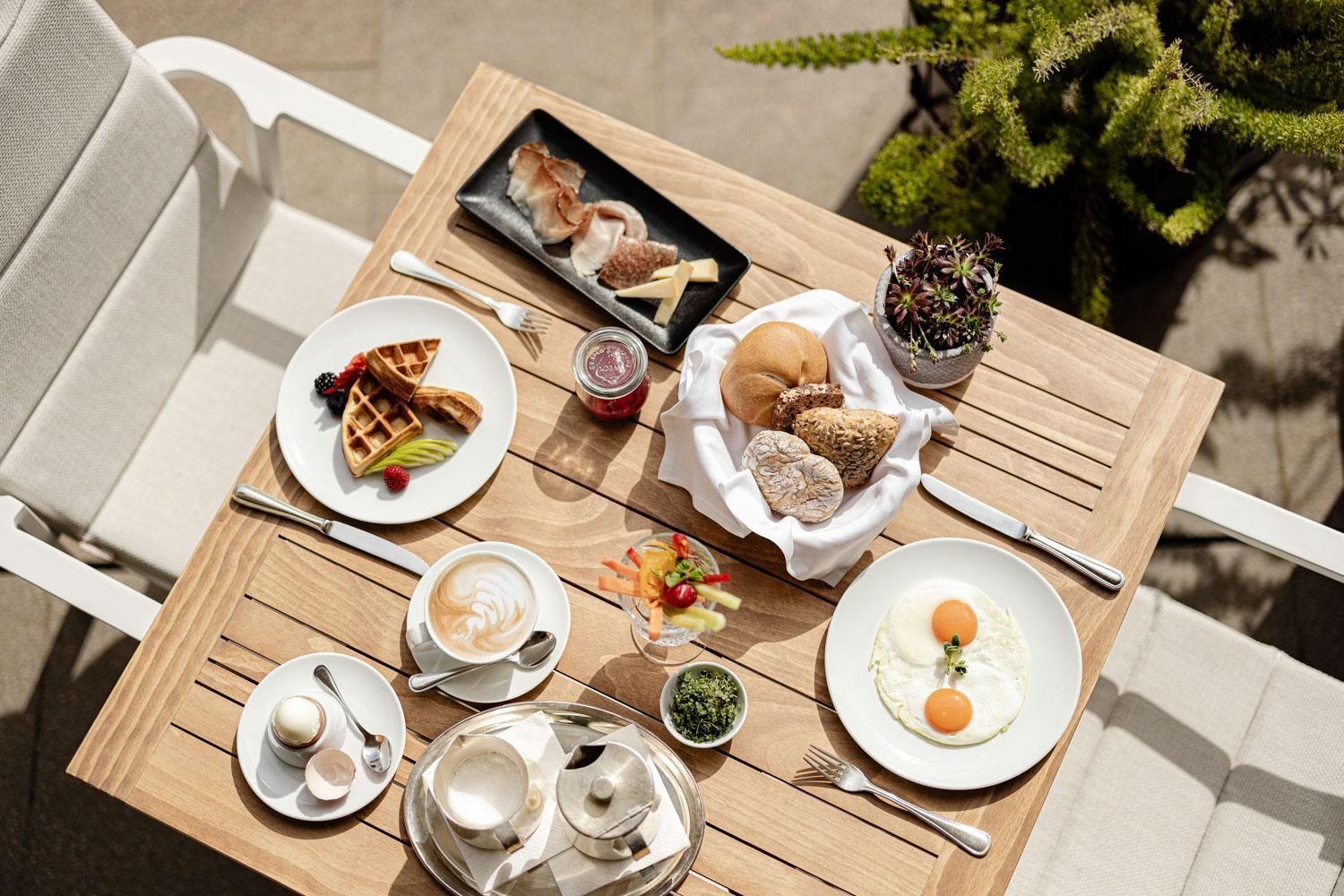 Hotel Haus Am Hang 칼다로 외부 사진